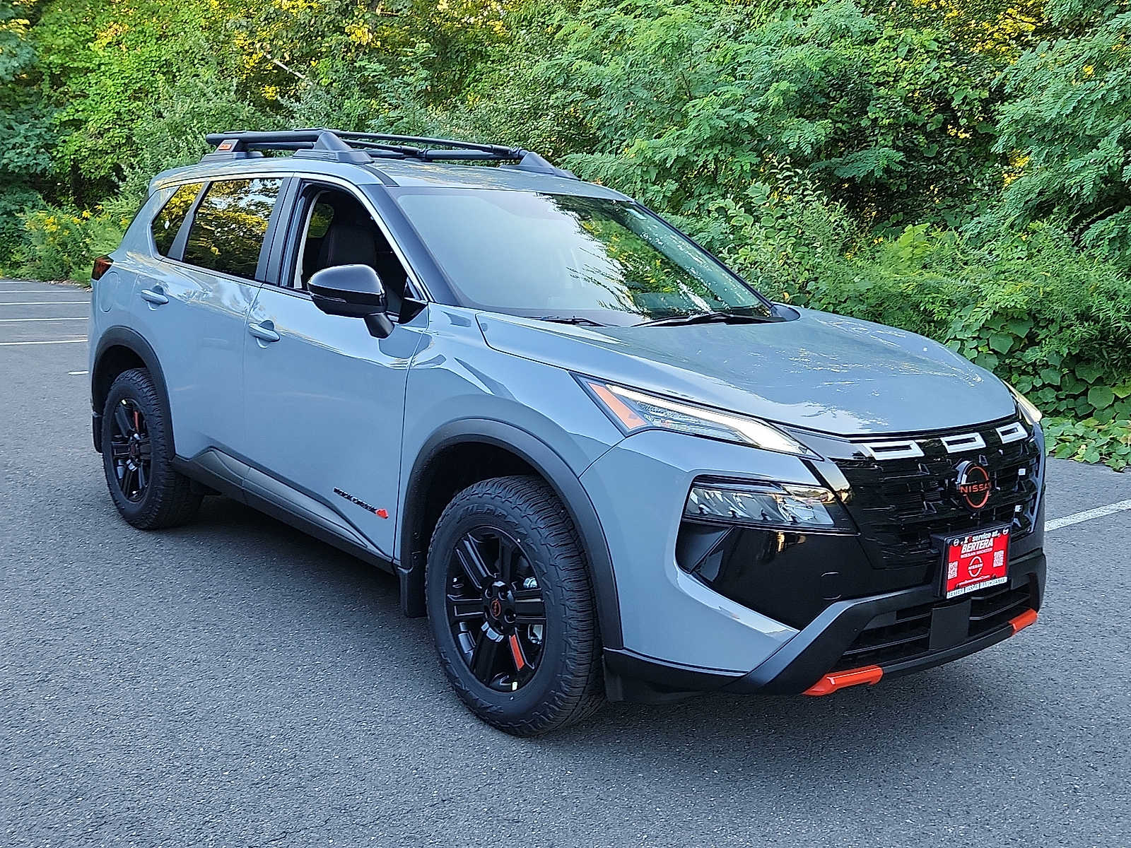 2026 Nissan Rogue SV photo 3
