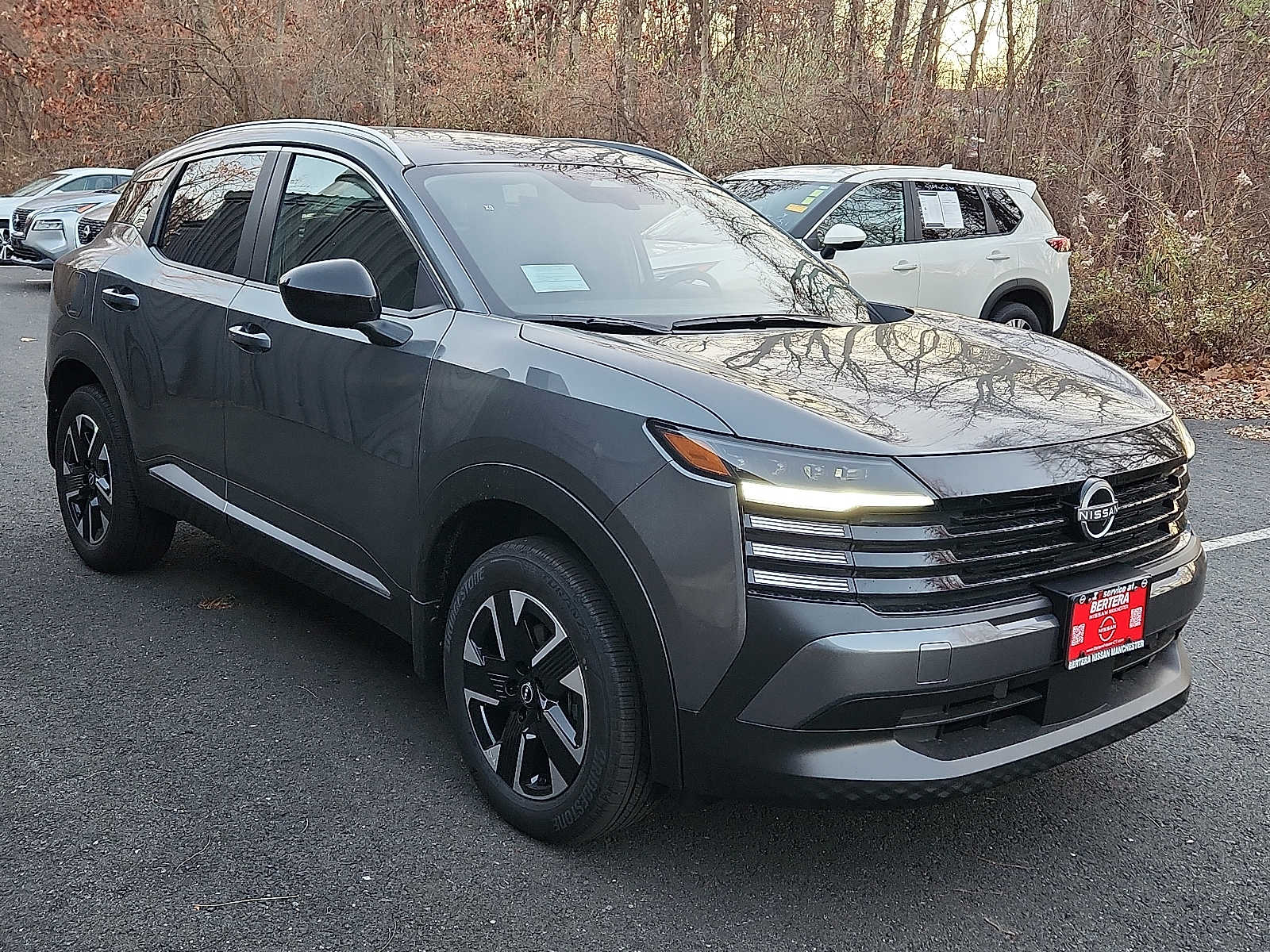 2026 Nissan Kicks SV photo 3