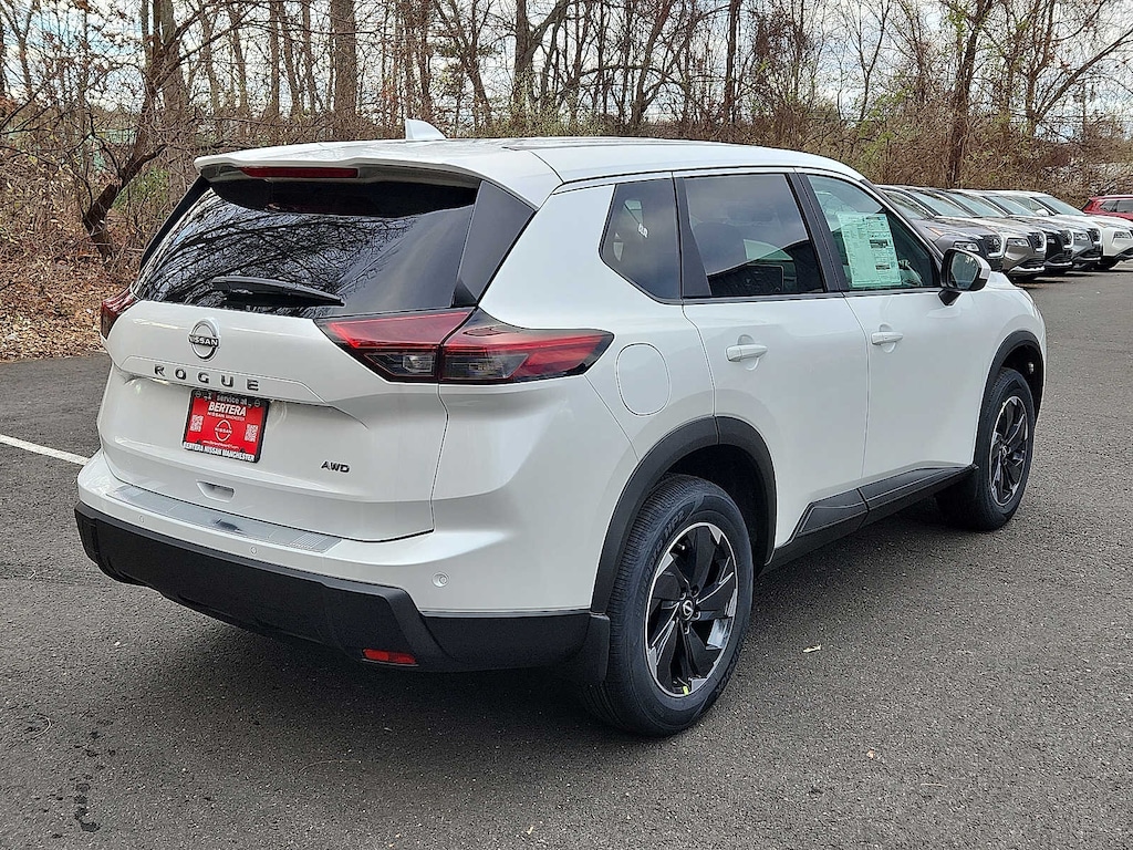 New 2026 Nissan Rogue SV SUV