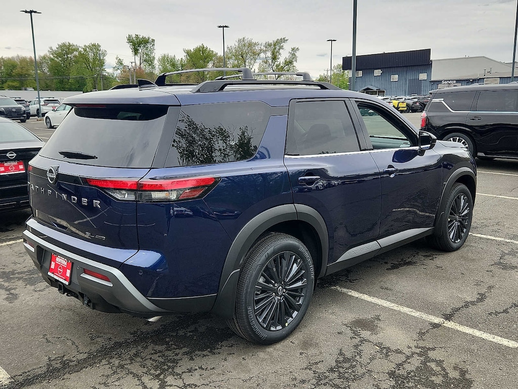 New 2026 Nissan Pathfinder SL SUV