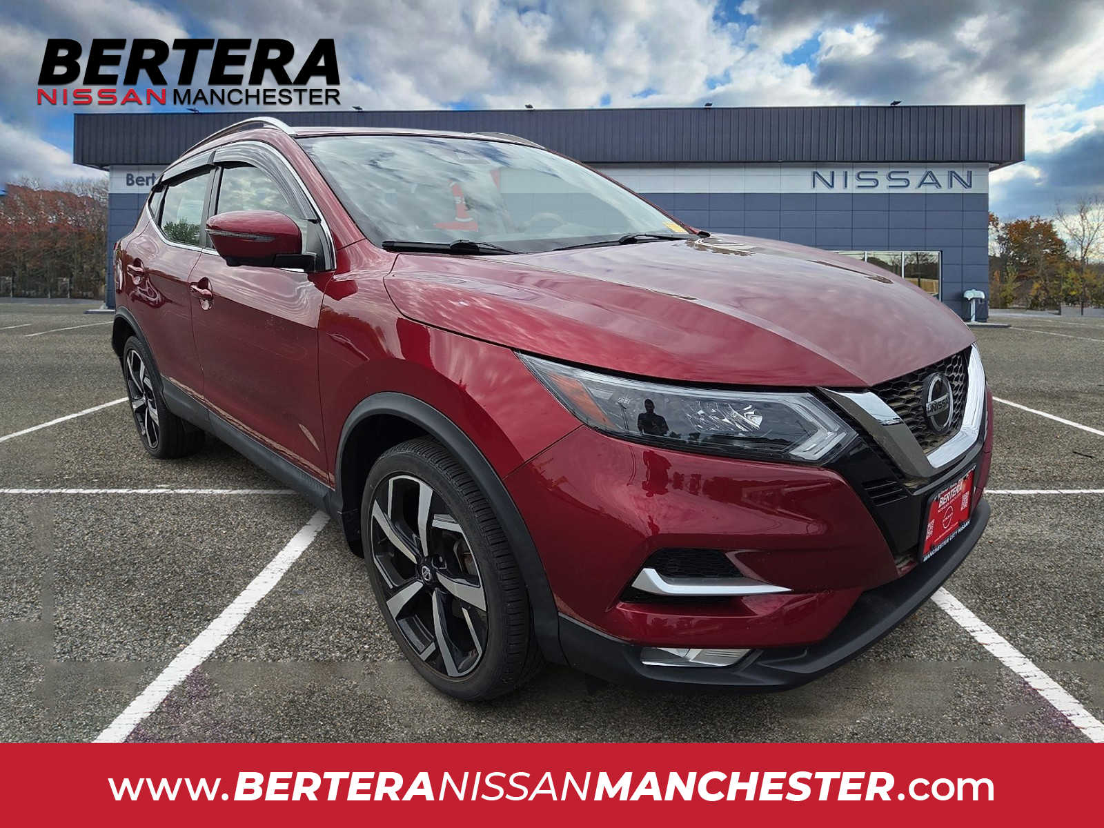 2020 Nissan Rogue Sport SL AWD's photo