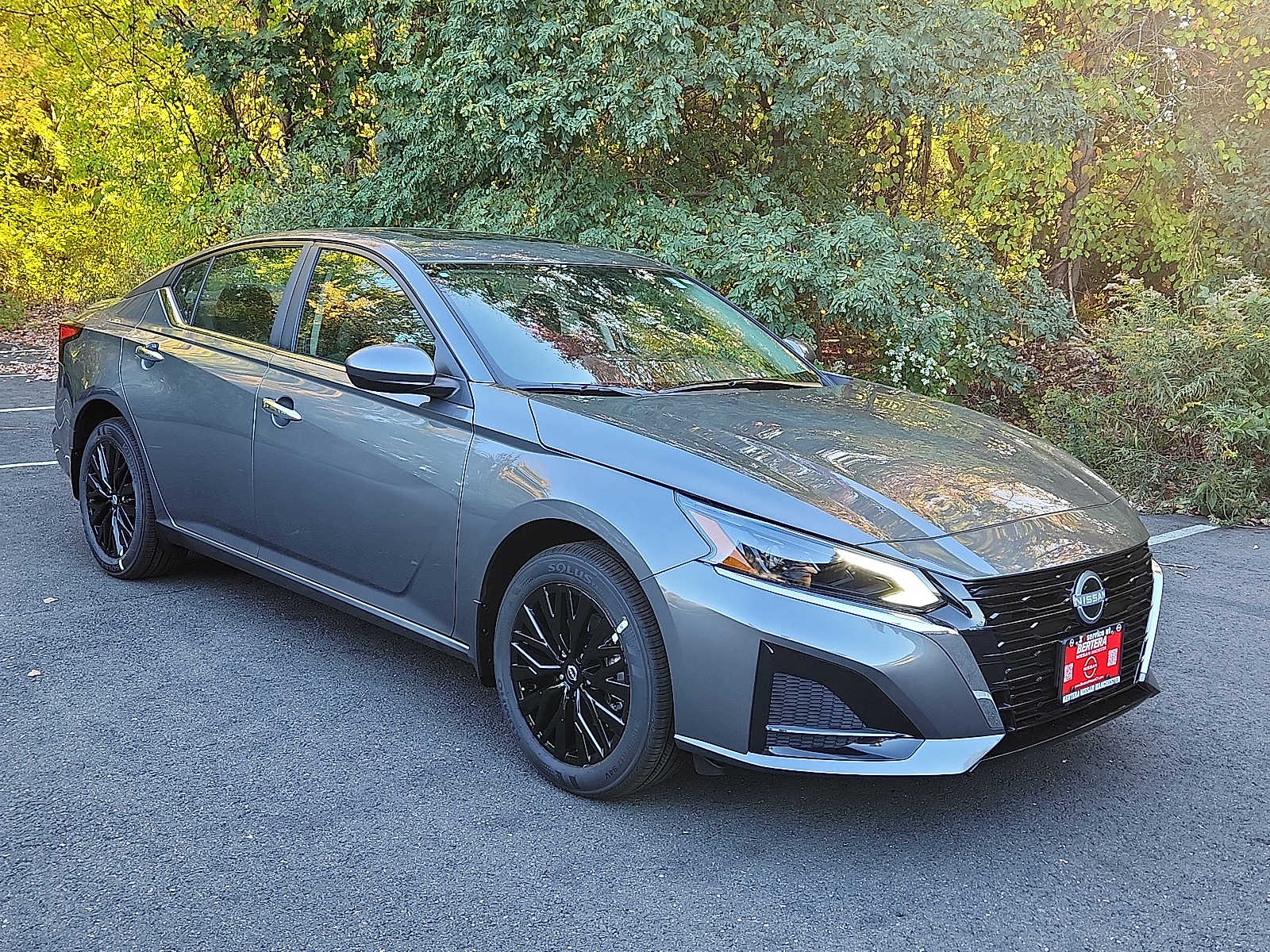 2025 Nissan Altima SV photo 3