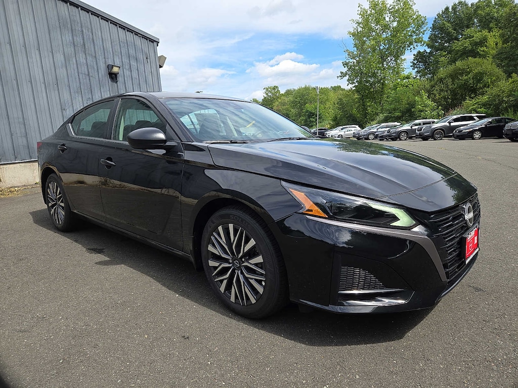 New 2026 Nissan Altima SV Sedan