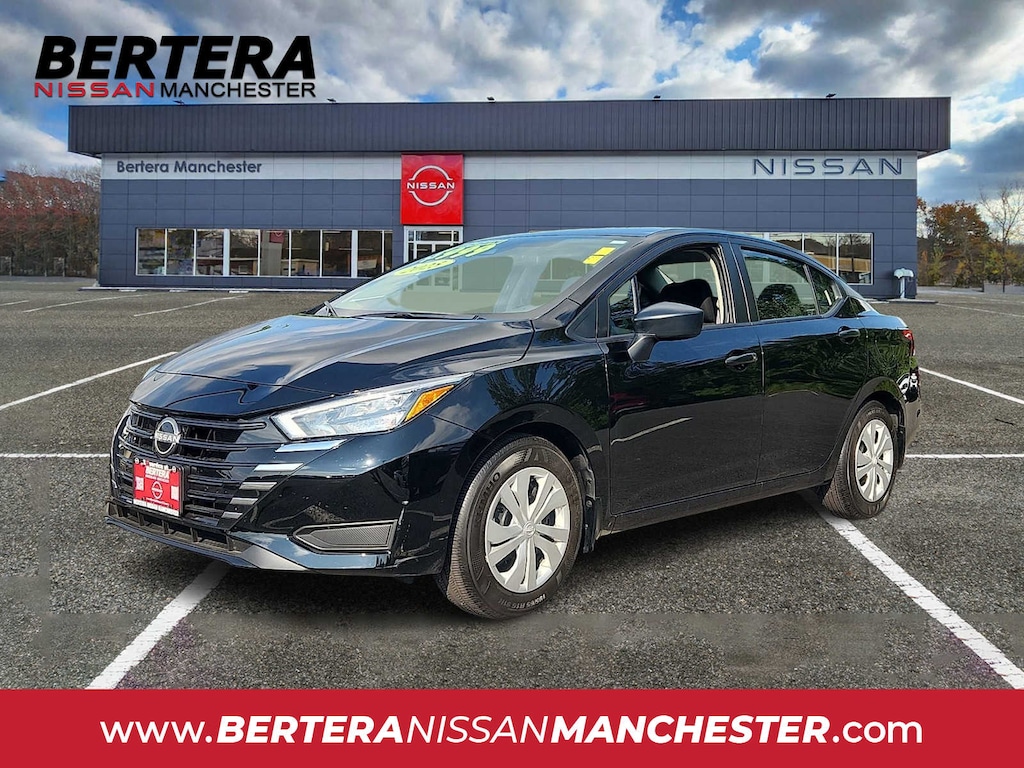 Used 2025 Nissan Versa 1.6 S Sedan