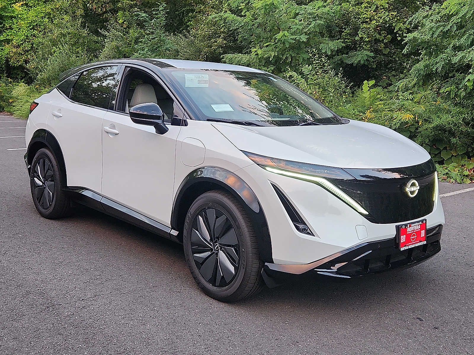2025 Nissan ARIYA Engage photo 3