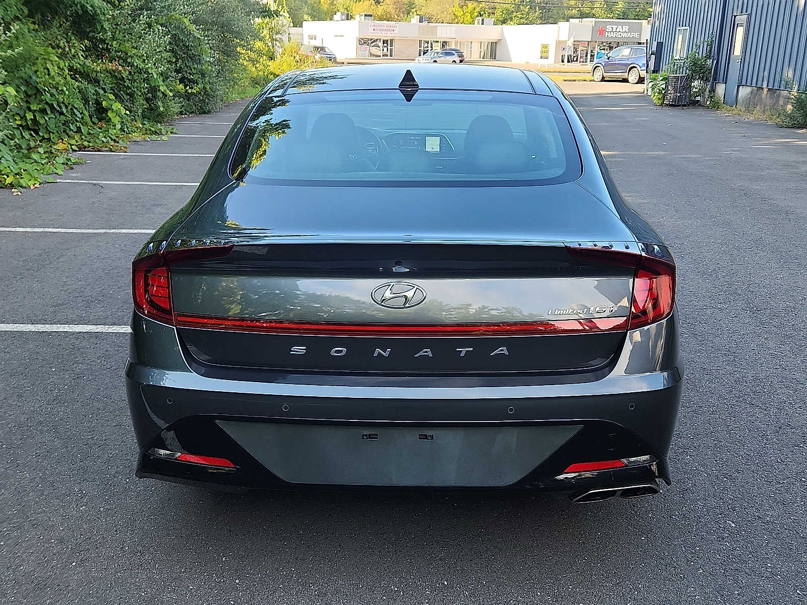 2022 Hyundai Sonata Limited photo 3