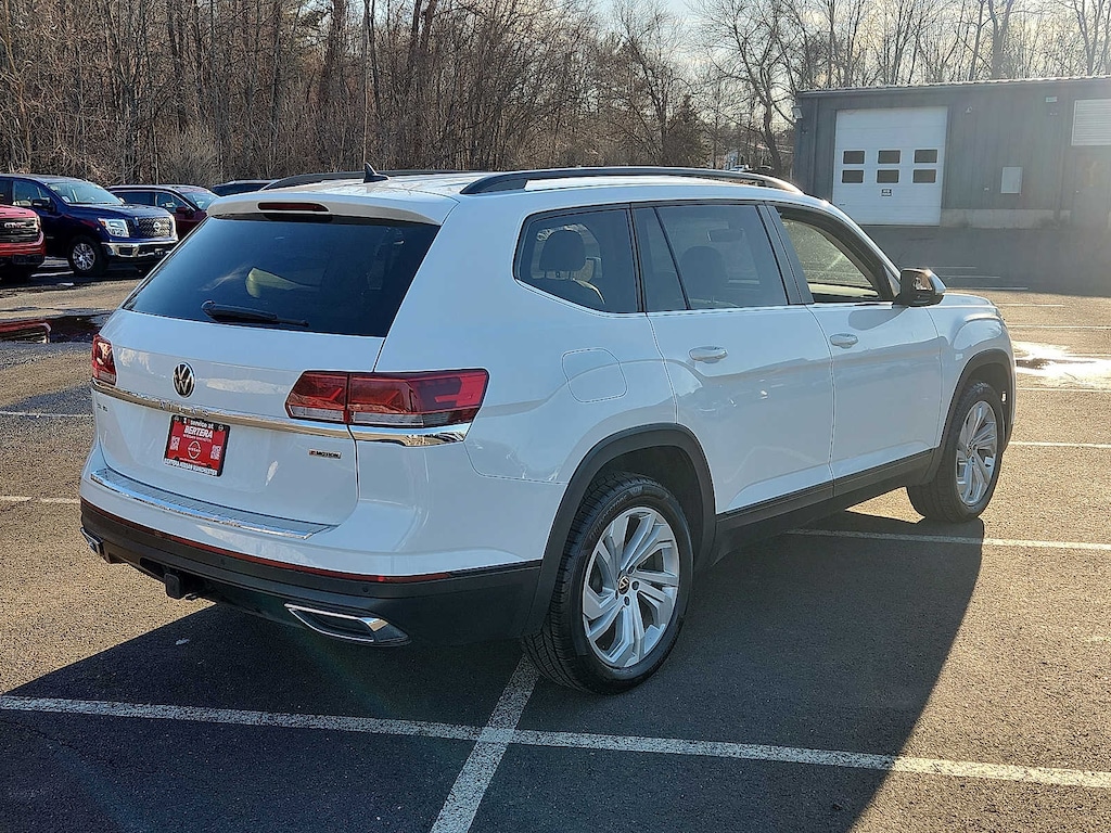 Used 2022 Volkswagen Atlas 3.6L V6 SE w/Technology SUV
