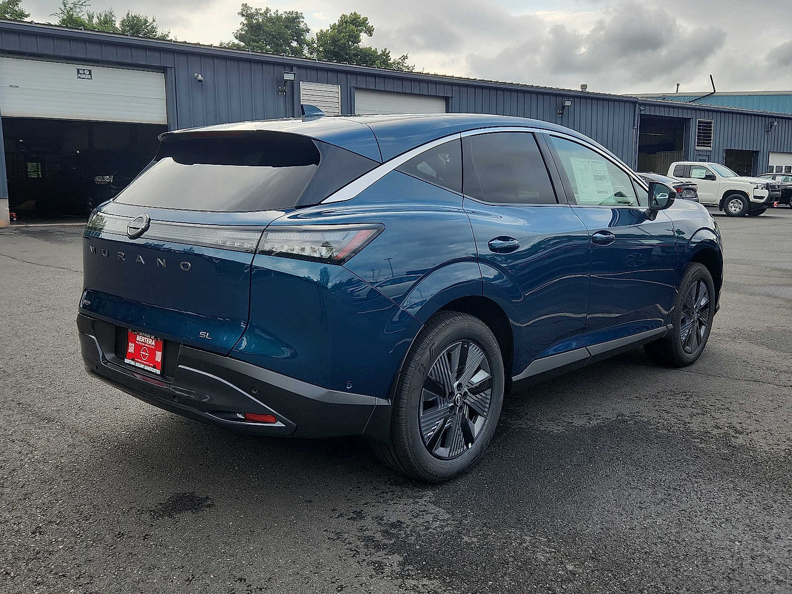 2025 Nissan Murano SL photo 4