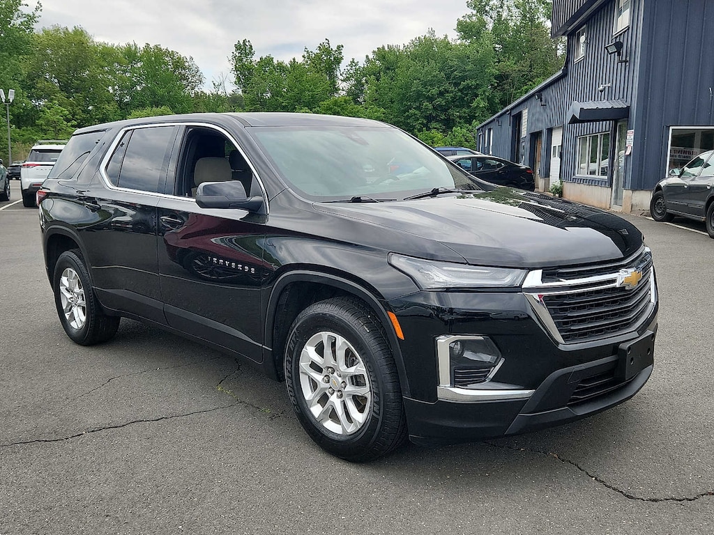 Used 2023 Chevrolet Traverse LS w/1LS SUV