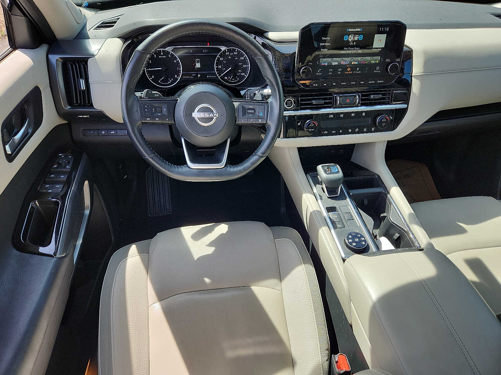2022 Nissan Pathfinder SL - Photo 11