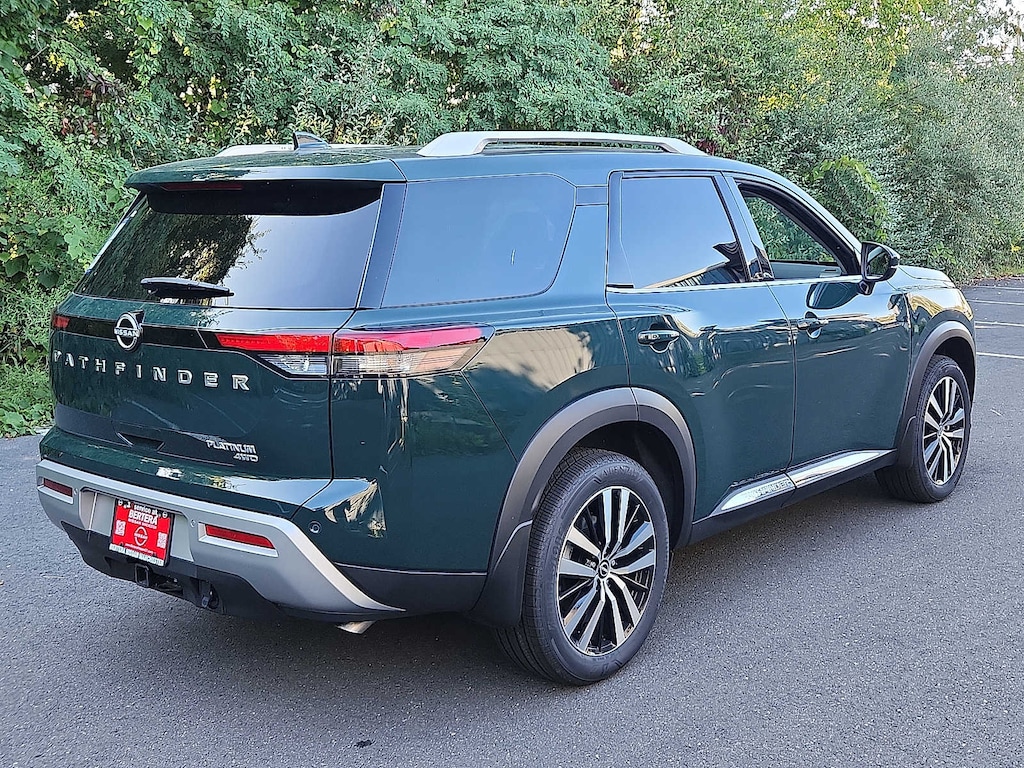 New 2025 Nissan Pathfinder Platinum SUV