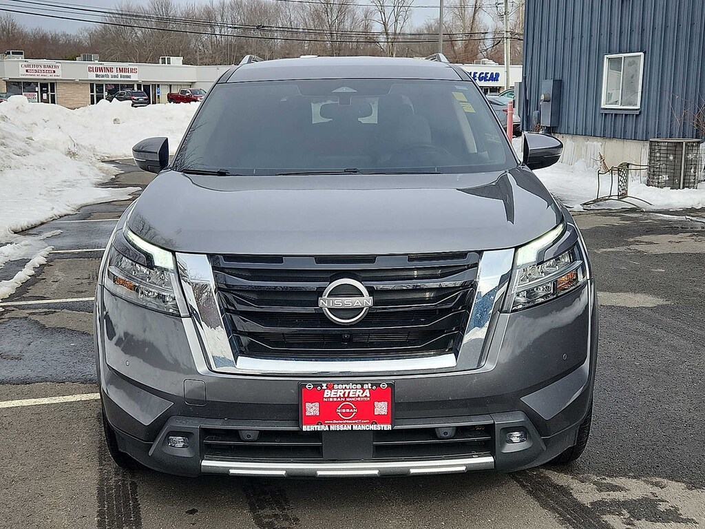 Used 2022 Nissan Pathfinder SL SUV