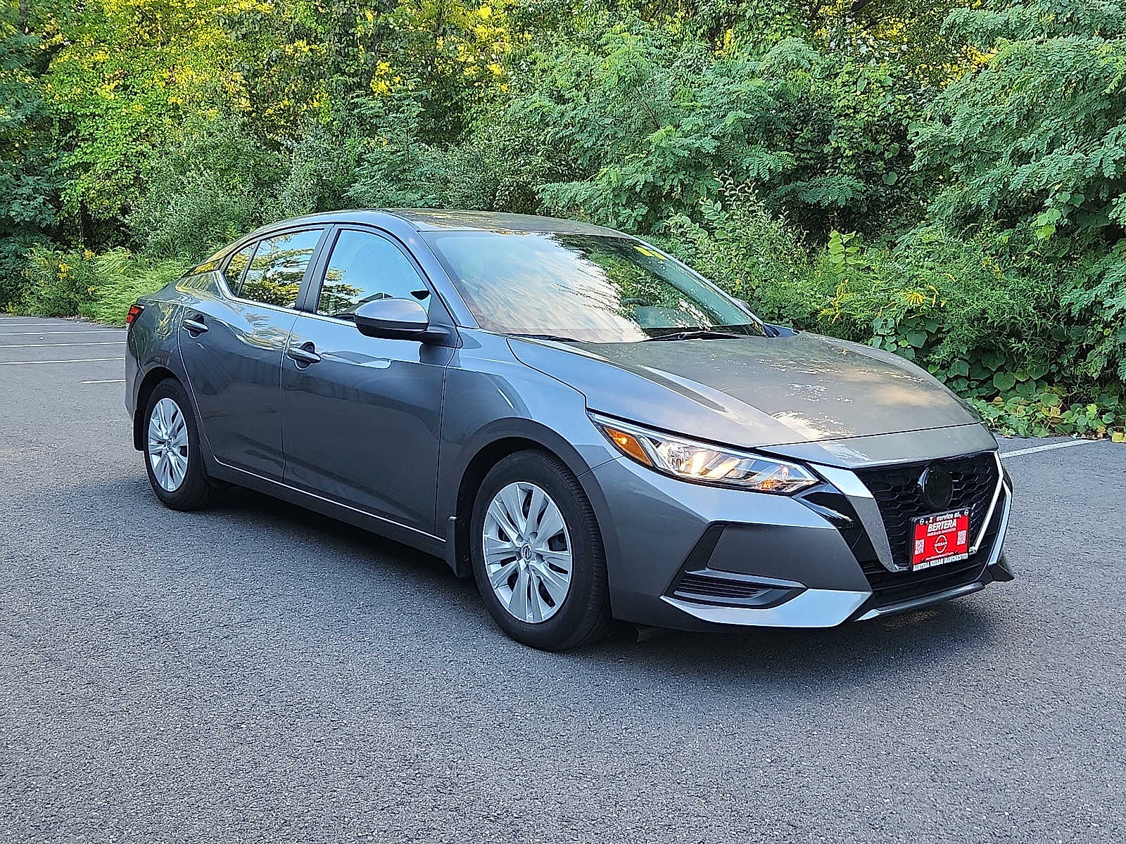 2022 Nissan Sentra S photo 3