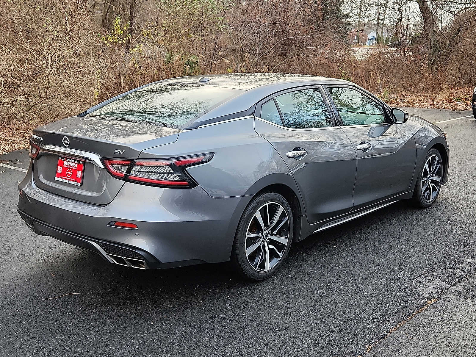 2023 Nissan Maxima SV photo 3