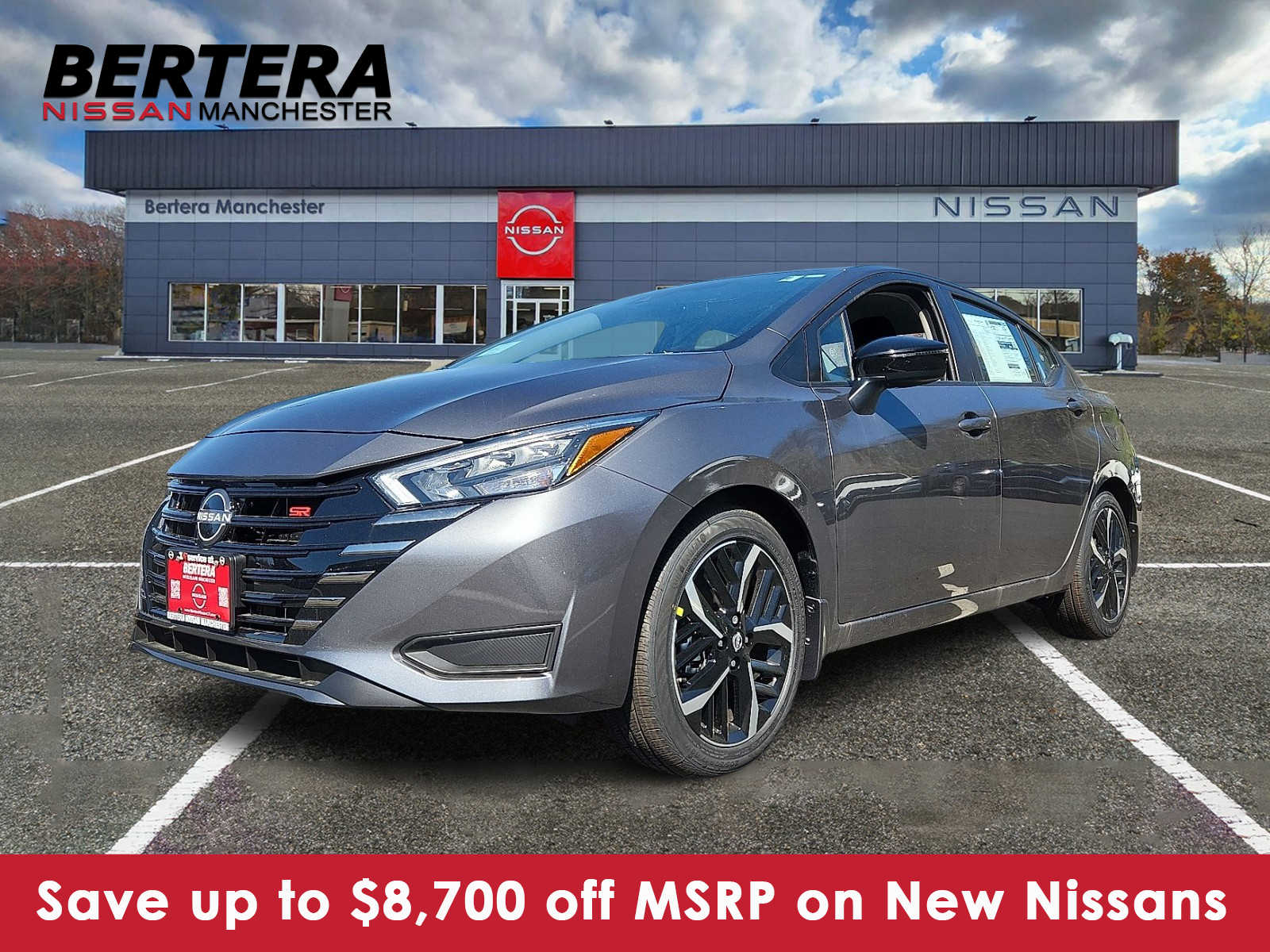 2025 Nissan Versa Sedan SR's photo