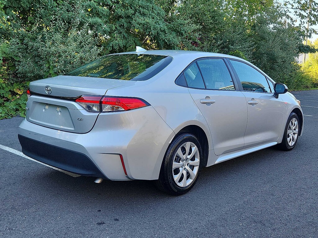 Used 2024 Toyota Corolla LE Sedan