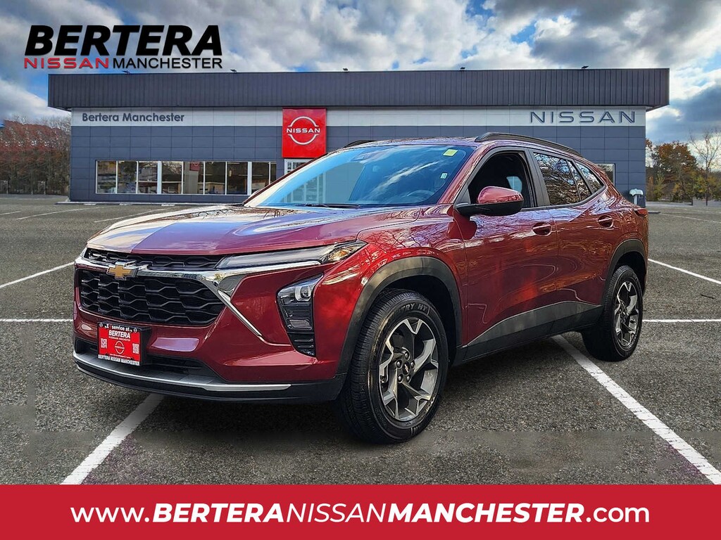 Used 2024 Chevrolet Trax LT SUV