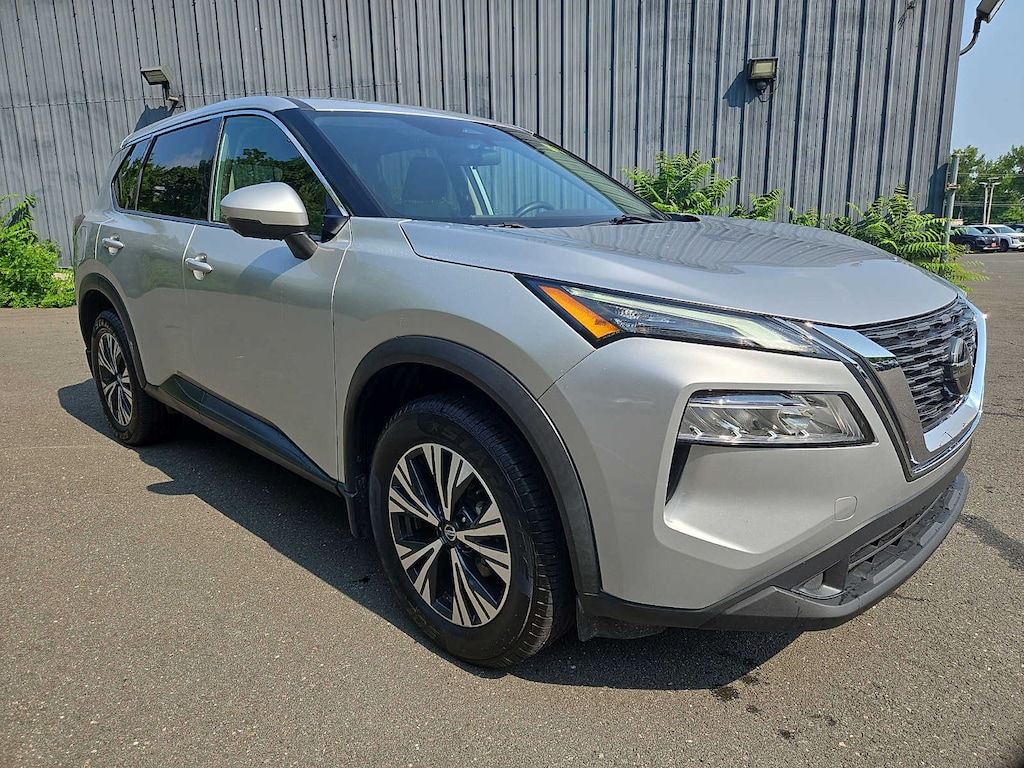 Used 2021 Nissan Rogue SV SUV