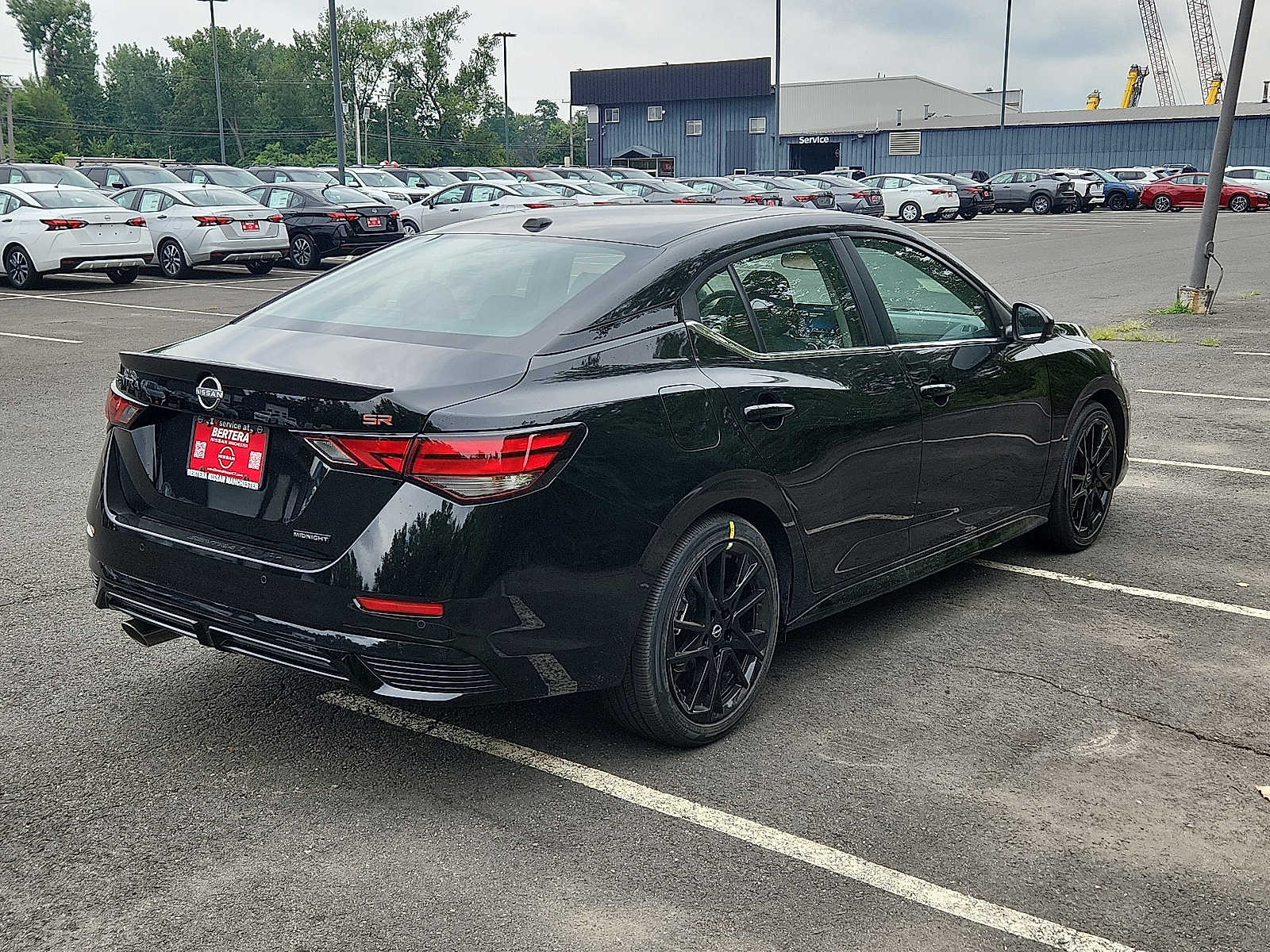 2025 Nissan Sentra SR photo 4