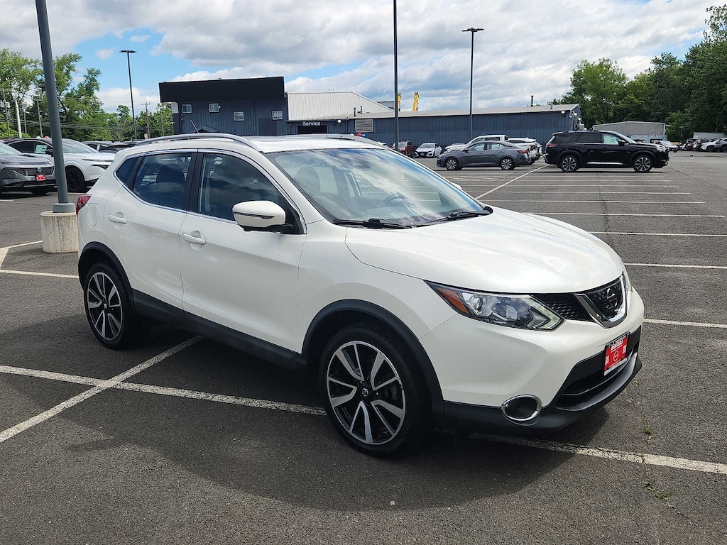 Used 2017 Nissan Rogue Sport SL SUV