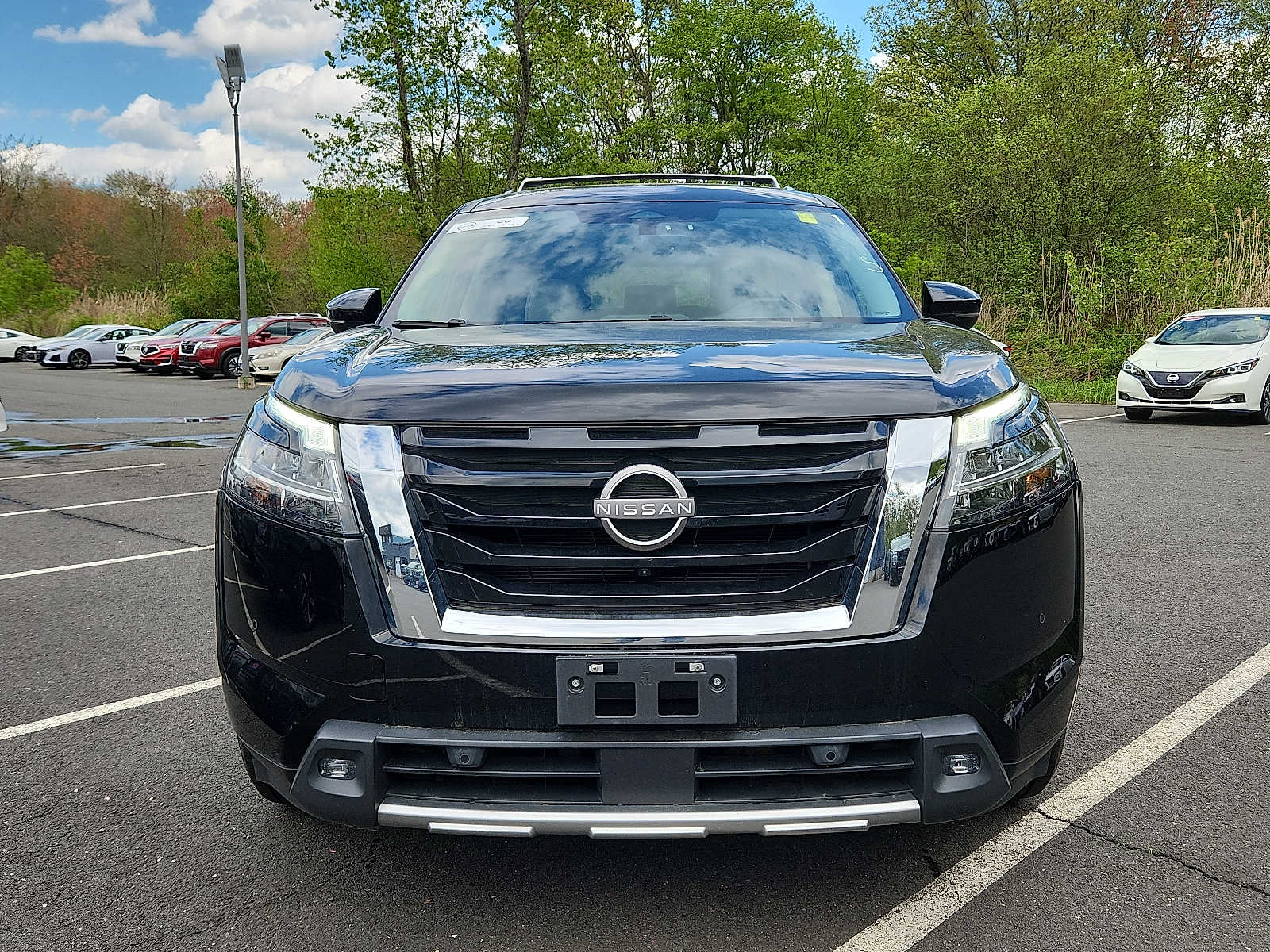 Used 2022 Nissan Pathfinder SL with VIN 5N1DR3CC8NC246195 for sale in Manchester, CT