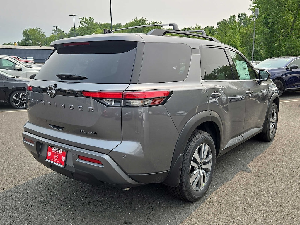 New 2026 Nissan Pathfinder SL SUV