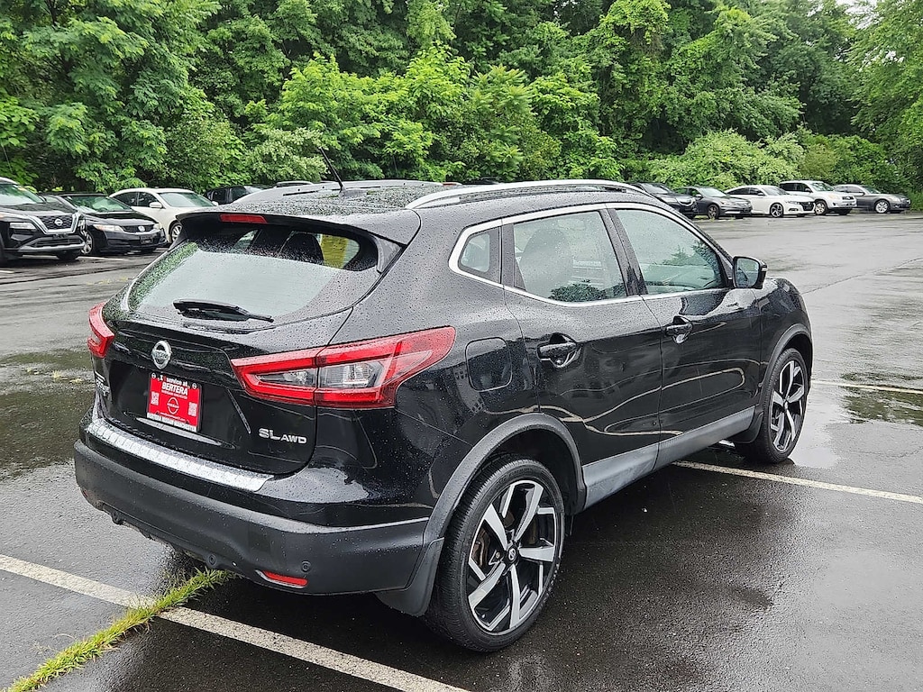 Used 2020 Nissan Rogue Sport SL SUV