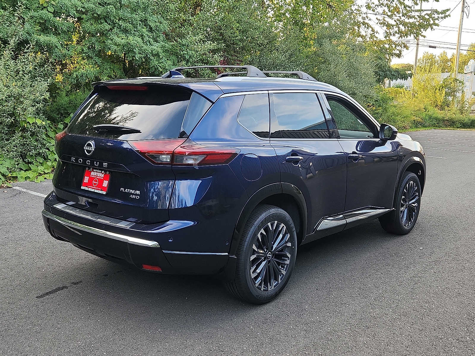 2026 Nissan Rogue Platinum photo 4