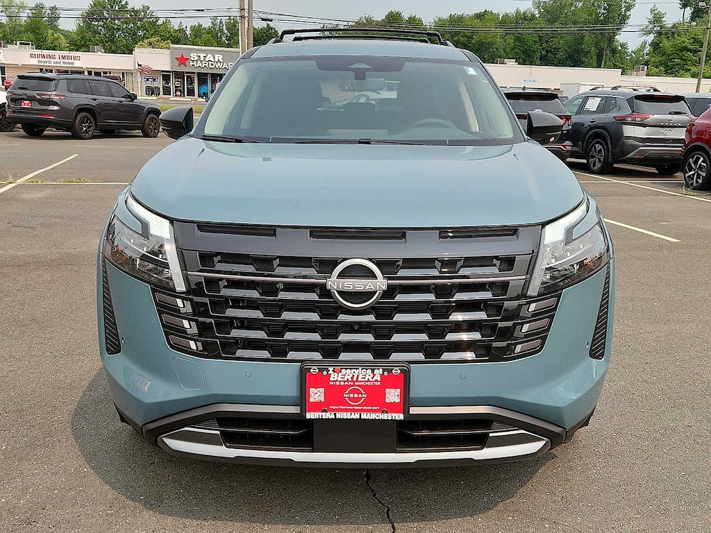 New 2026 Nissan Pathfinder SL SUV