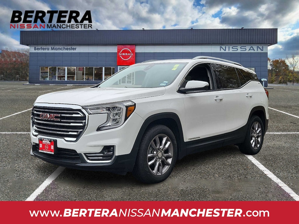 Used 2023 GMC Terrain SLT SUV