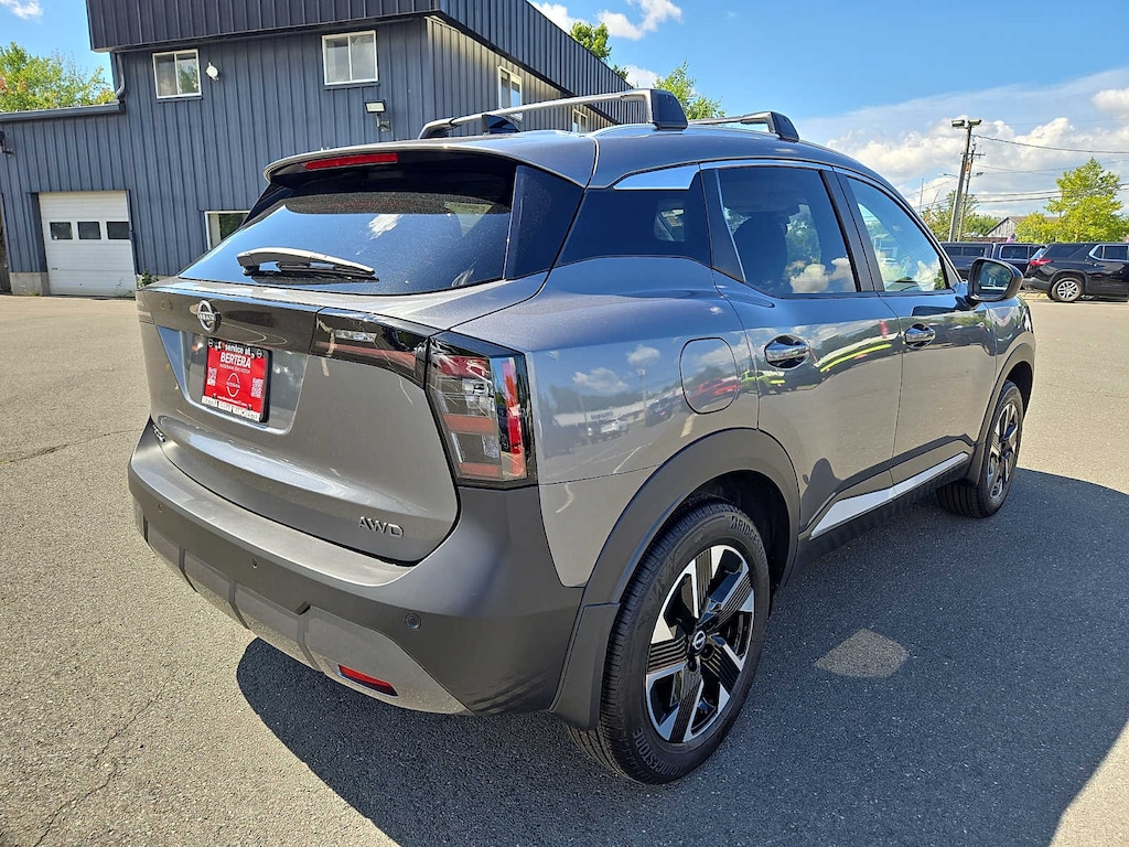 New 2026 Nissan Kicks SV SUV
