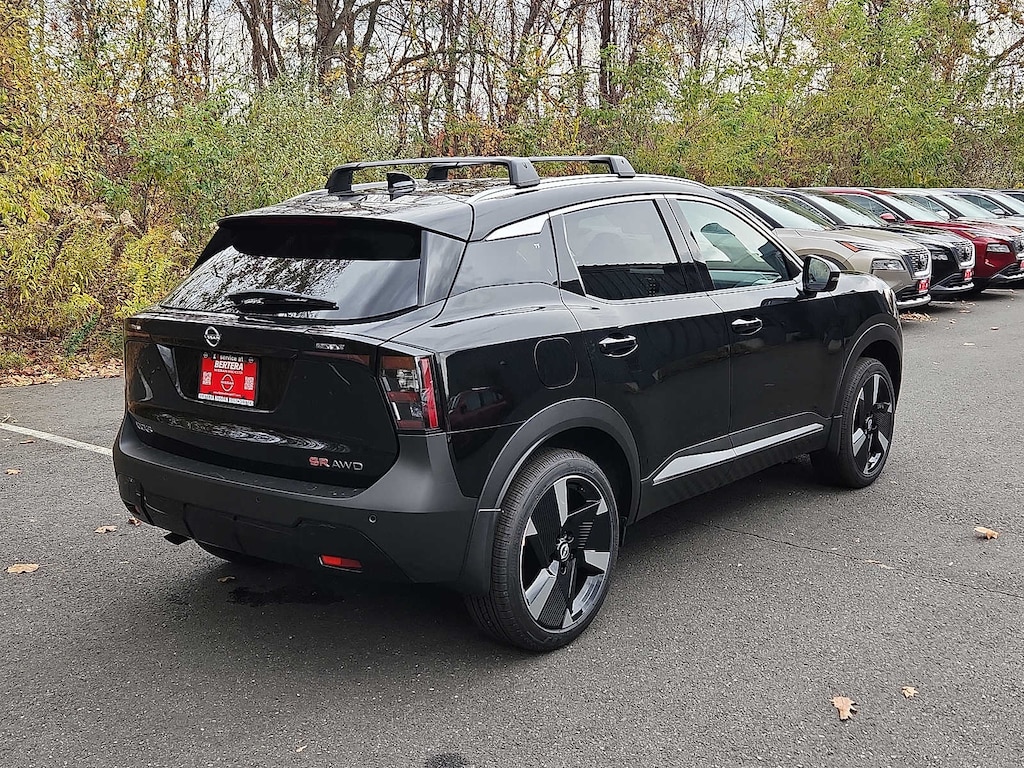 New 2026 Nissan Kicks SR SUV