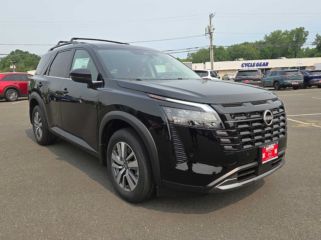 New 2026 Nissan Pathfinder SL SUV