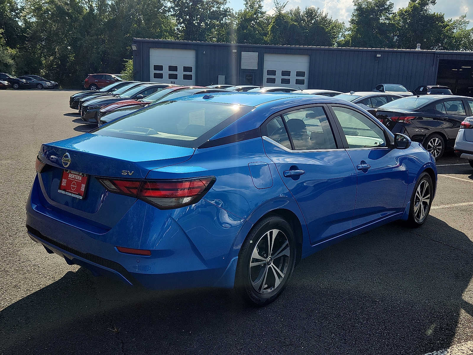 2023 Nissan Sentra SV photo 4
