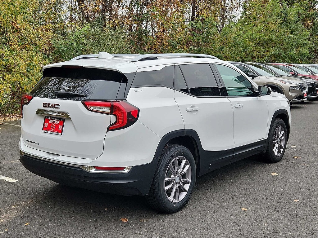 Used 2023 GMC Terrain SLT SUV
