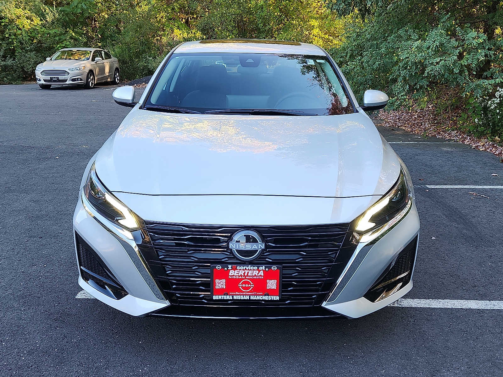 2025 Nissan Altima SV photo 2