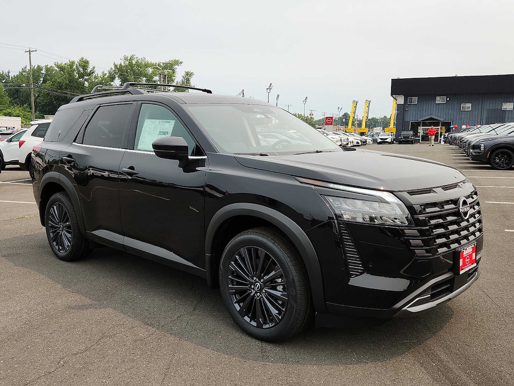 New 2026 Nissan Pathfinder SL SUV
