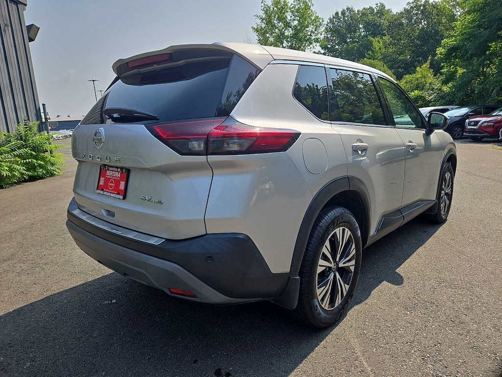 Used 2021 Nissan Rogue SV SUV