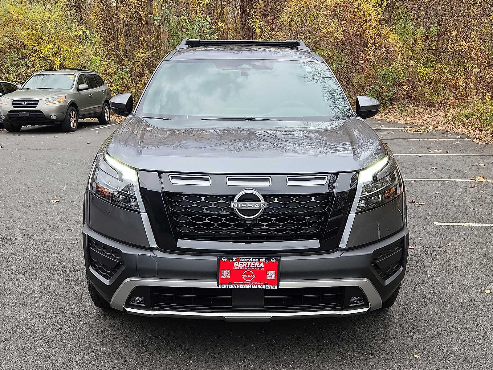 2025 Nissan Pathfinder Rock Creek photo 2