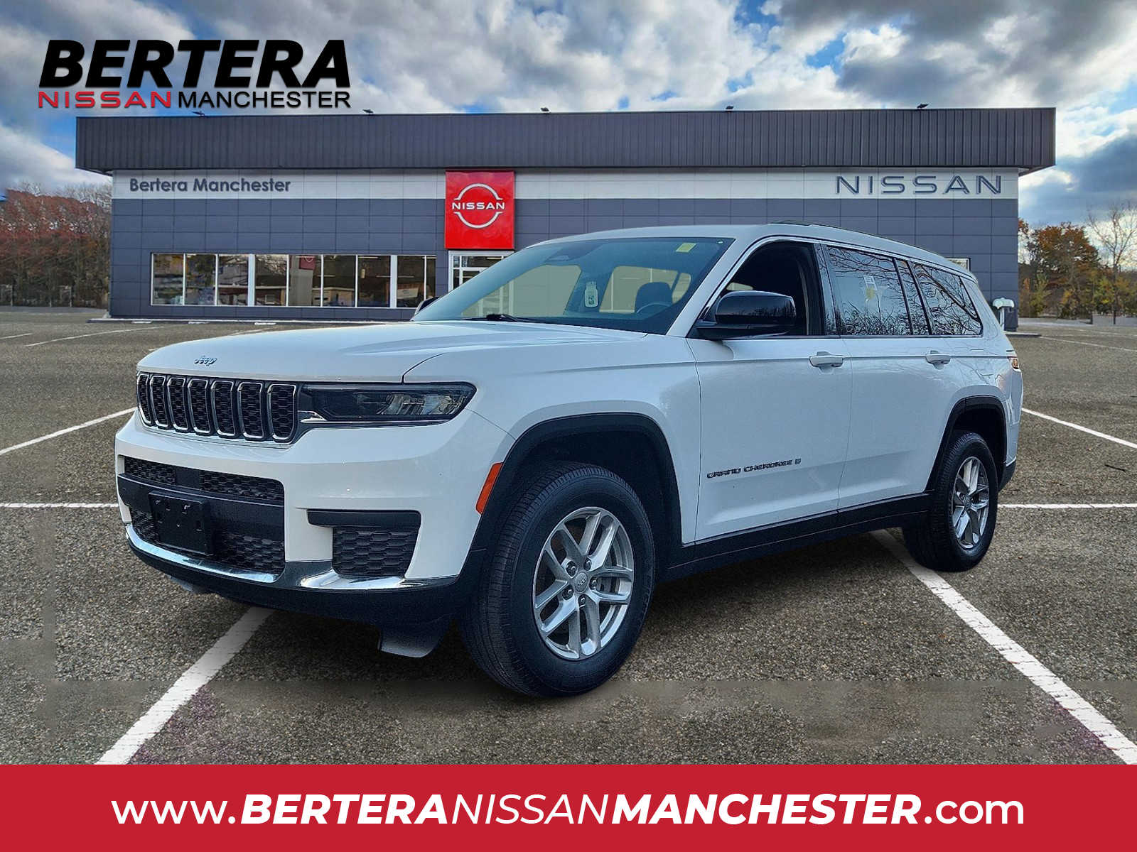 2021 Jeep Grand Cherokee L Laredo's photo
