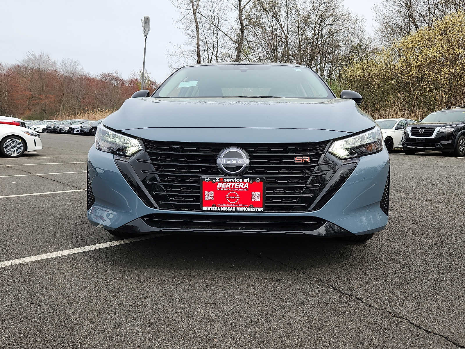 2025 Nissan Sentra SR photo 2