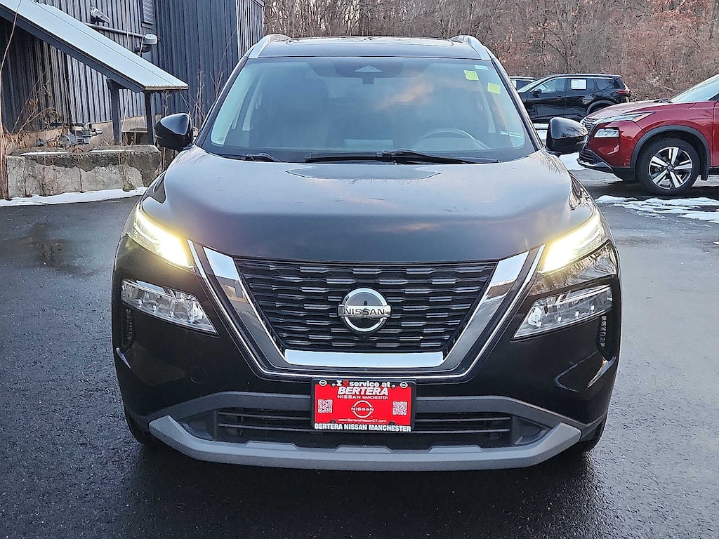 Used 2021 Nissan Rogue SV SUV