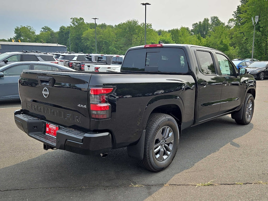 New 2026 Nissan Frontier SV Truck Crew Cab