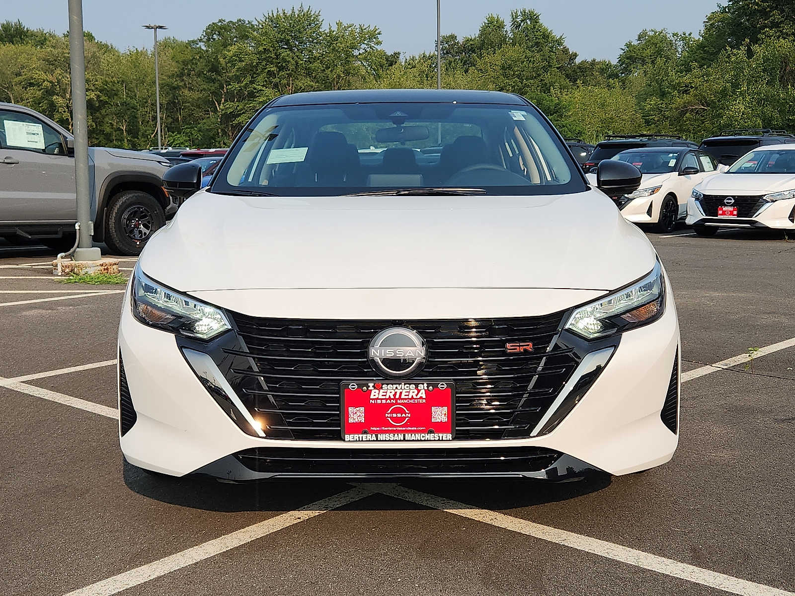 2025 Nissan Sentra SR photo 2