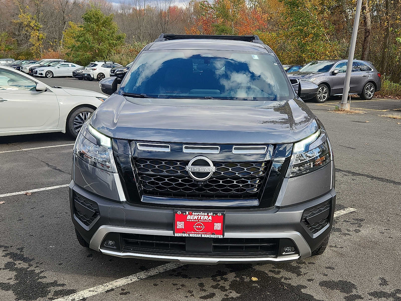 2025 Nissan Pathfinder Rock Creek photo 2