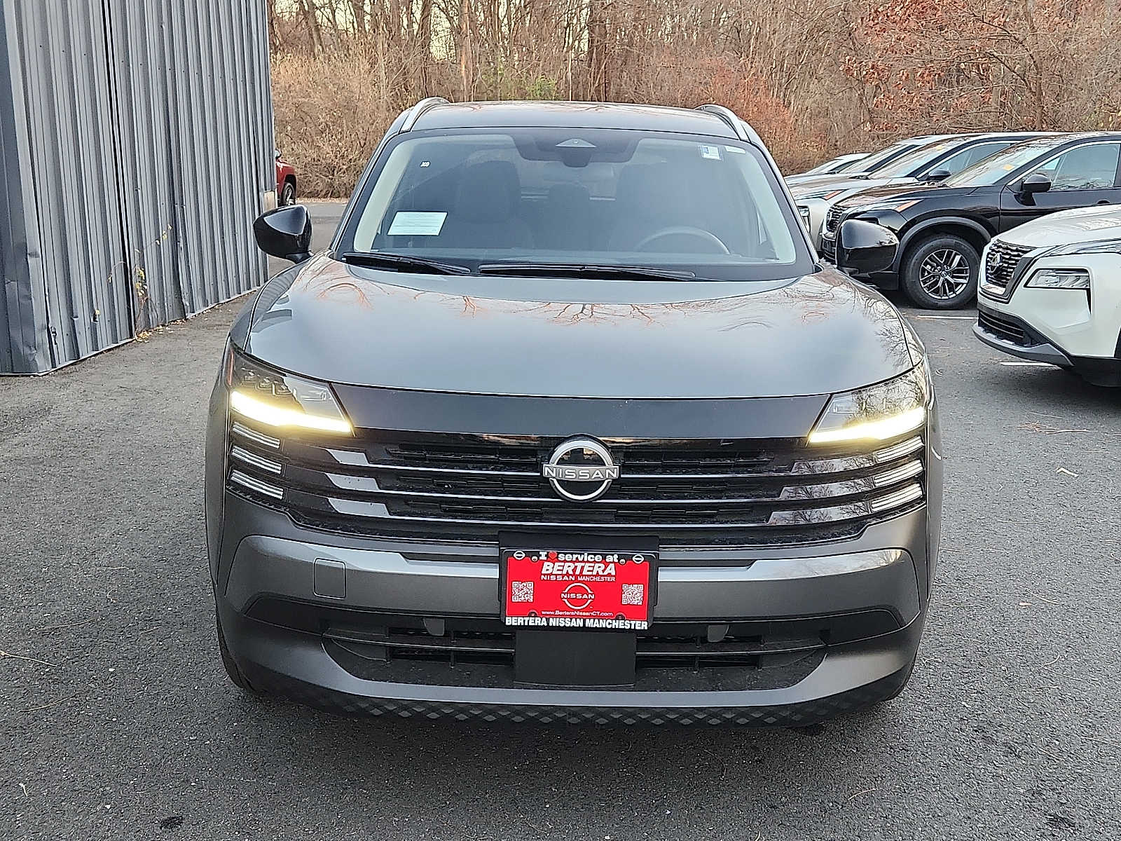 2026 Nissan Kicks SV photo 2