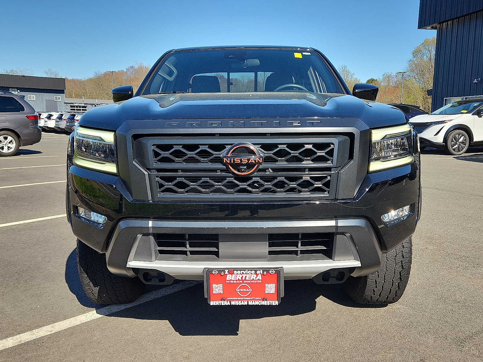 Used 2022 Nissan Frontier PRO-4X with VIN 1N6ED1EK2NN638512 for sale in Manchester, CT