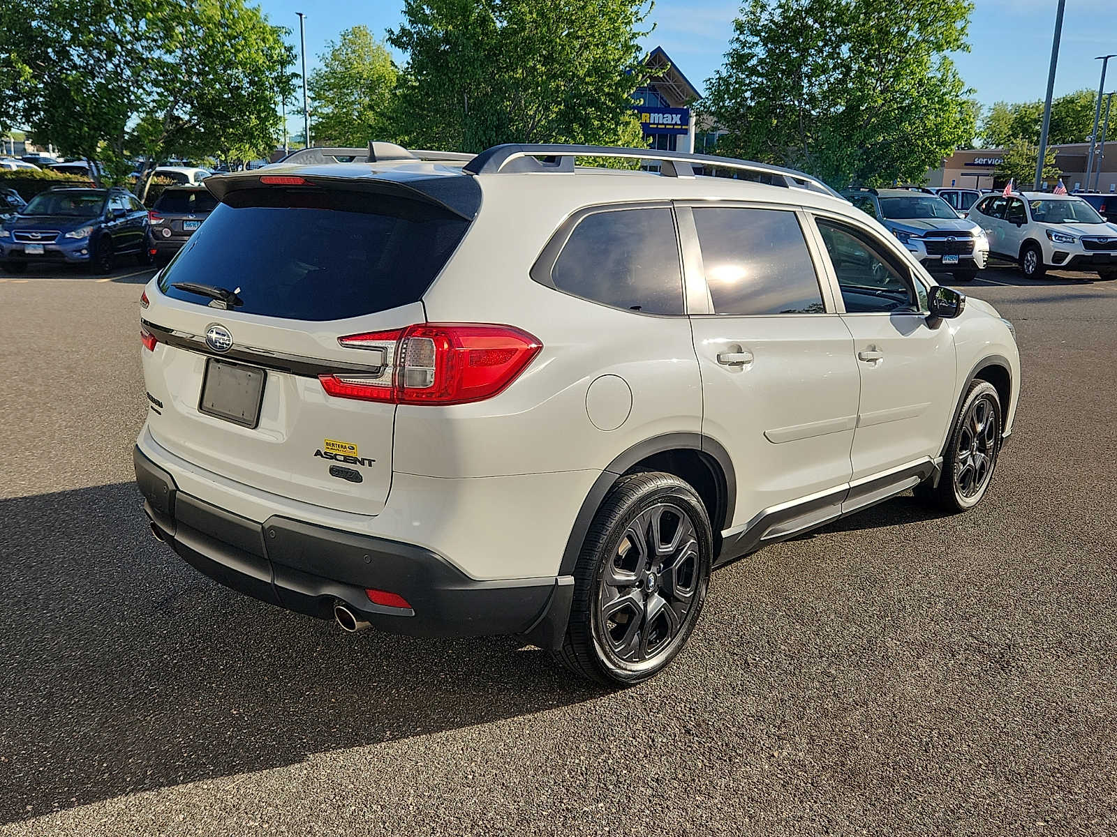 2023 Subaru Ascent Onyx Edition - Photo 6