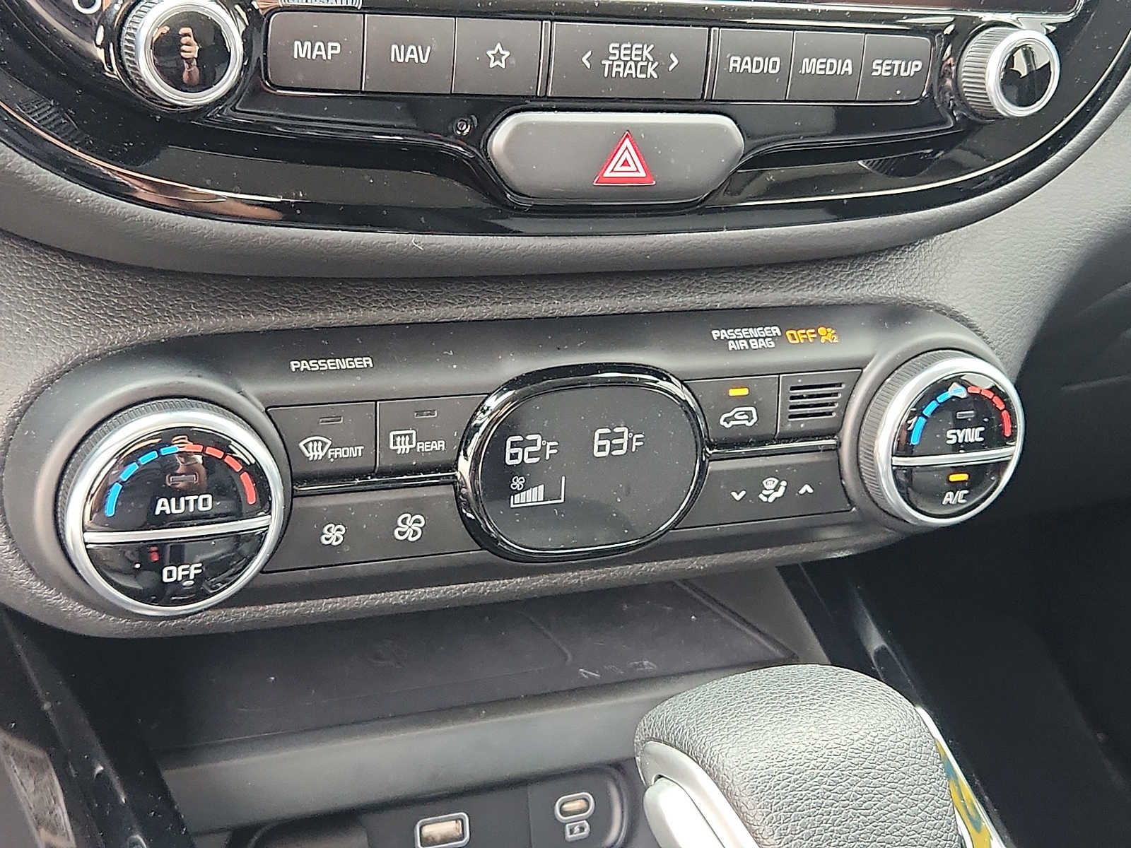 2024 Kia Soul S - Photo 15