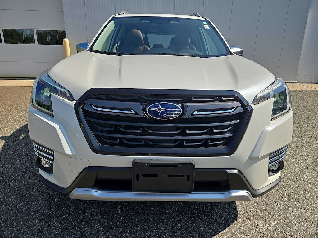 Used 2023 Subaru Forester Touring CVT